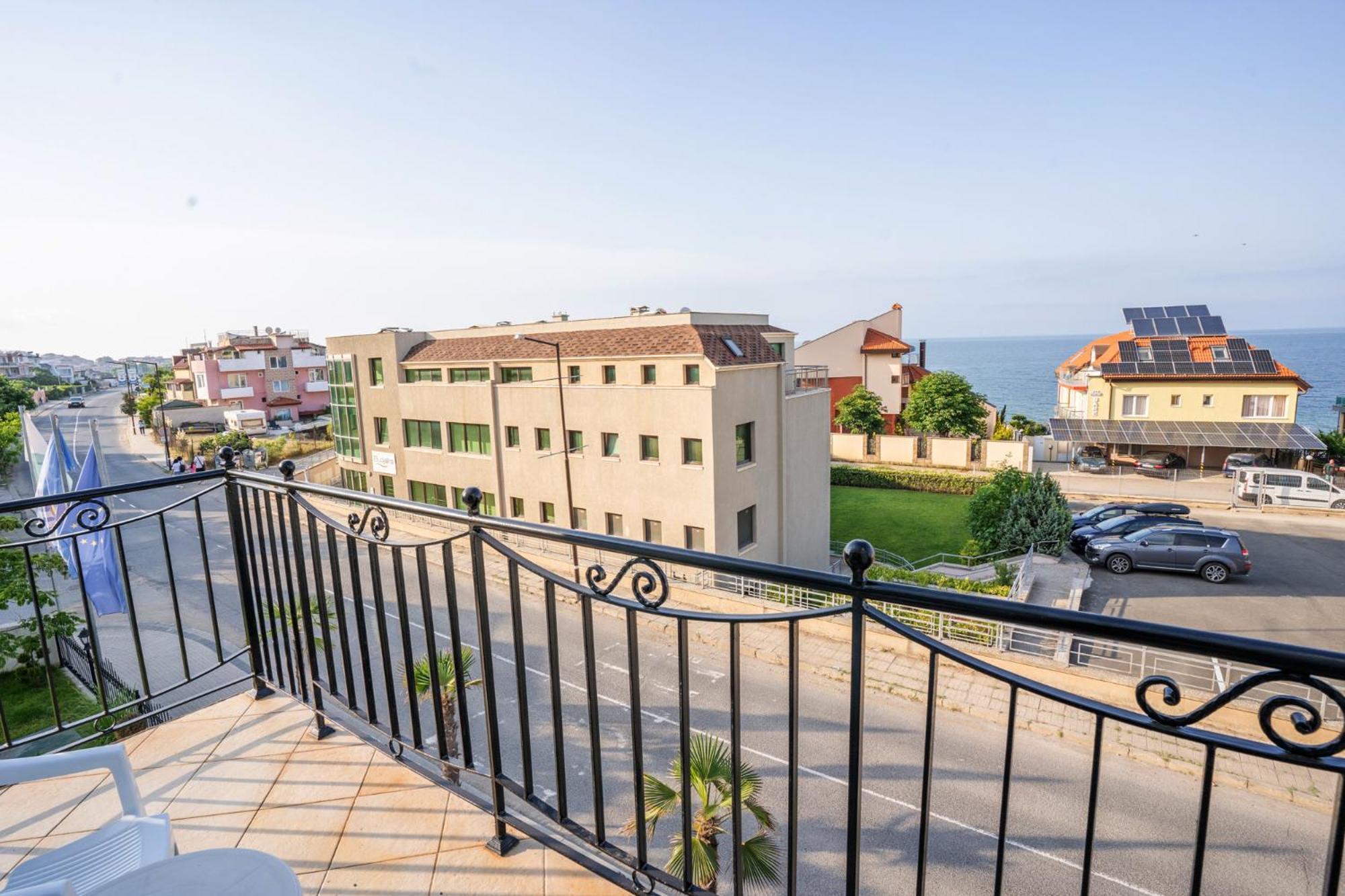 Royal Calisto Hotel Sozopol Buitenkant foto